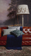 Bold Allure Classic Square